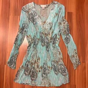 sheer long sleeve crinkle fairy top w sequin v neck and paisley print